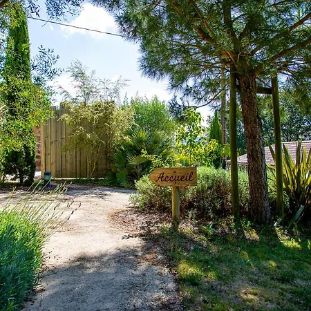 Le Mas Des Roches Proche Puy Du Fou 3* Saint-Paul-en-Pareds